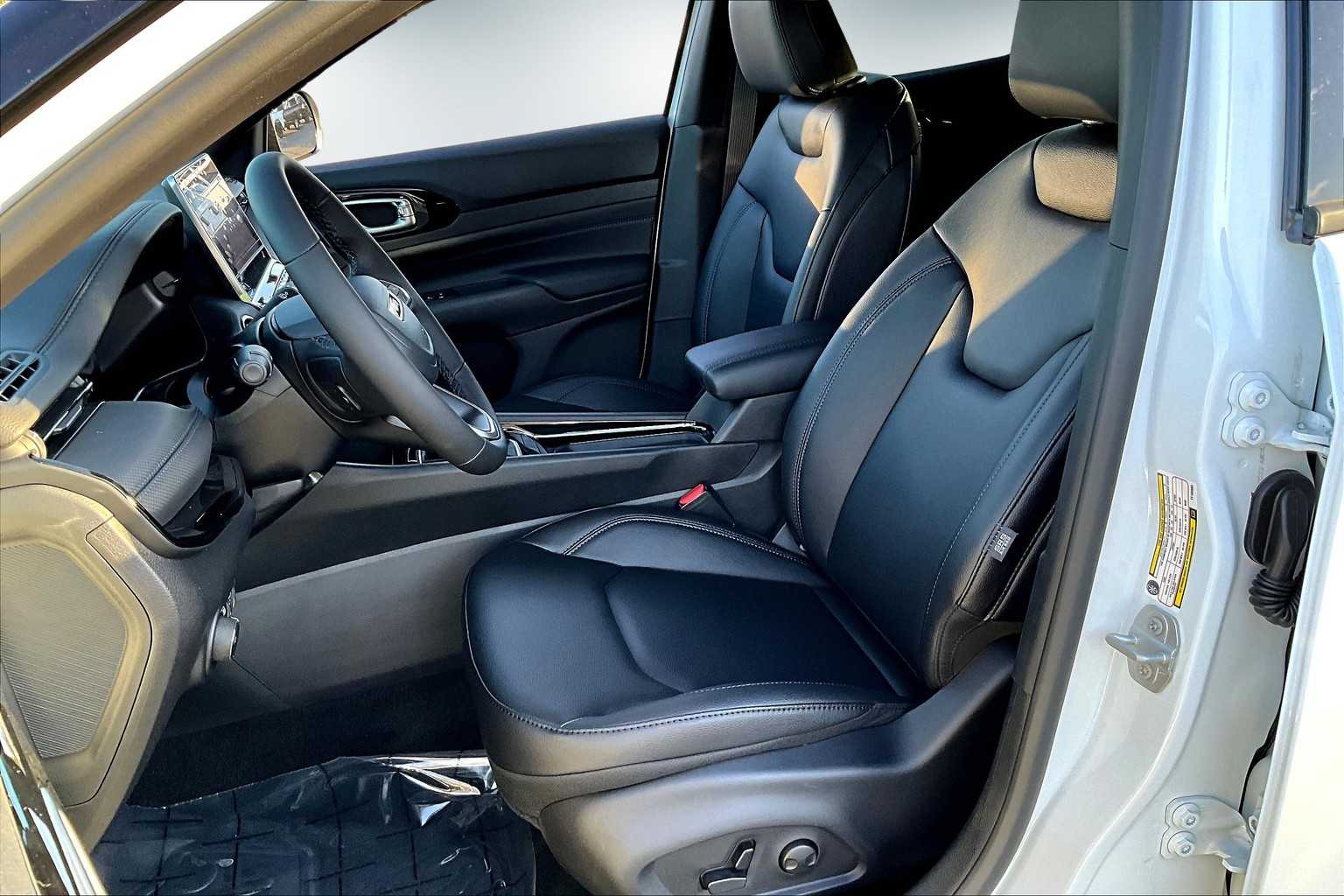 Thumbnail: 2026 Jeep Compass - 11