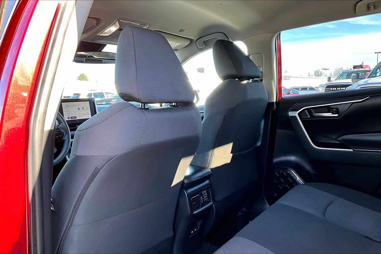 Thumbnail: 2023 Toyota RAV4 - 12