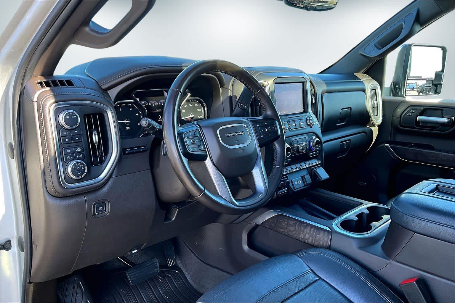 Thumbnail: 2020 GMC Sierra 3500 - 2