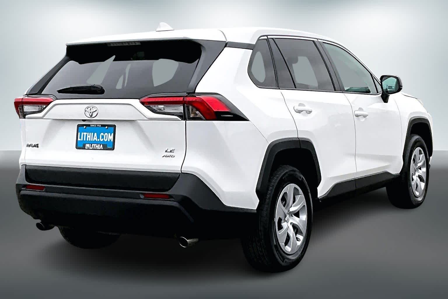 Thumbnail: 2023 Toyota RAV4 - 22