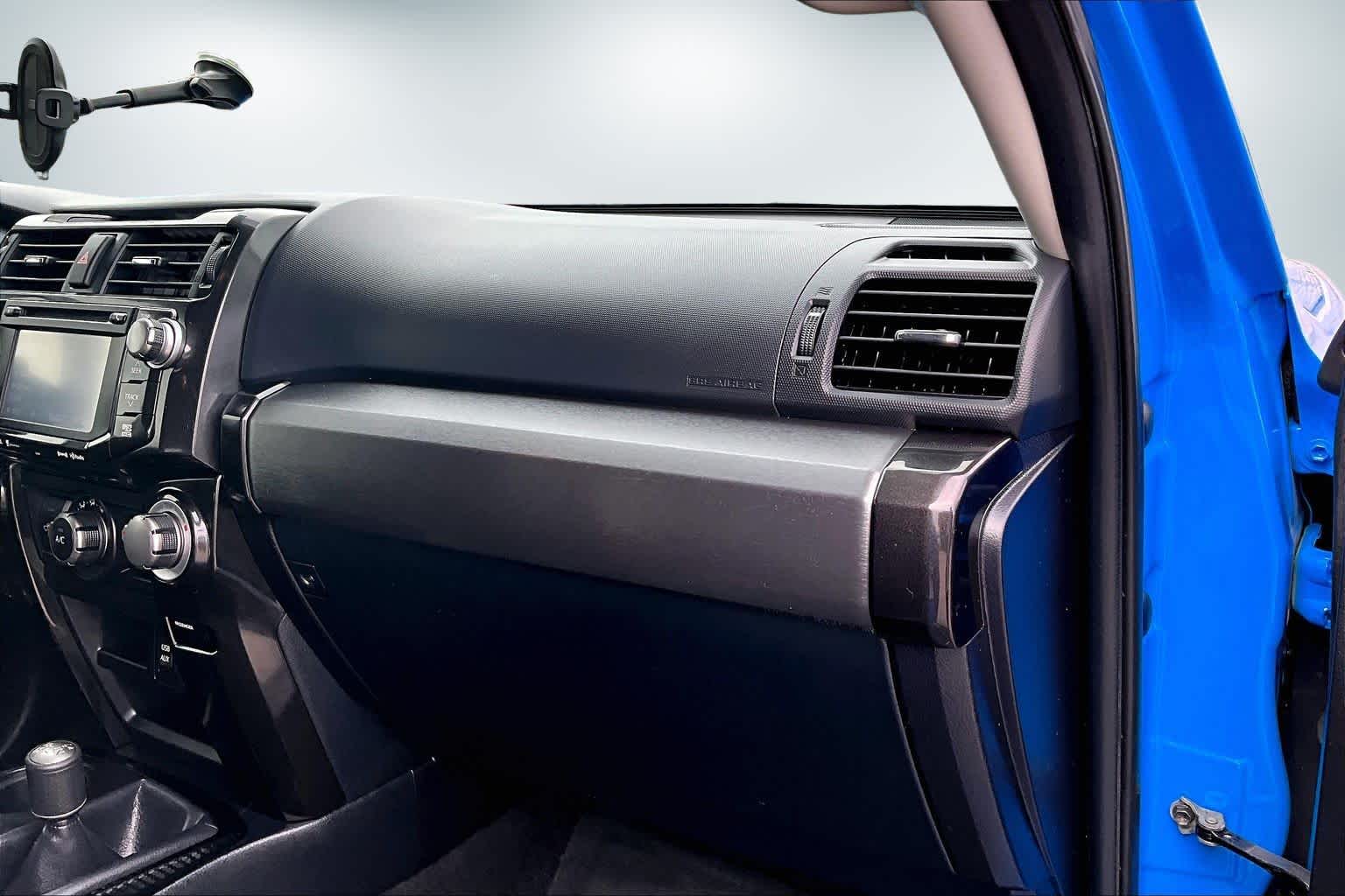 Thumbnail: 2019 Toyota 4Runner - 23