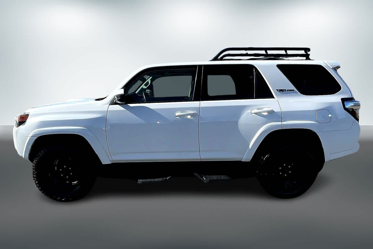 Thumbnail: 2019 Toyota 4Runner - 3