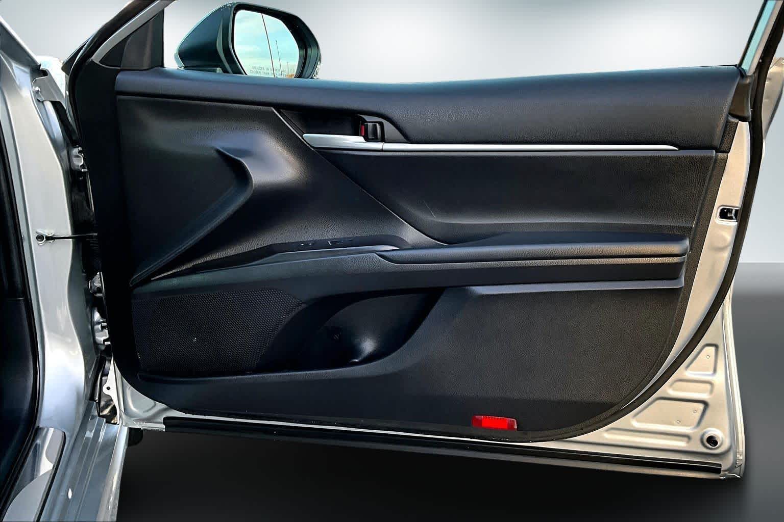 Thumbnail: 2023 Toyota Camry - 28