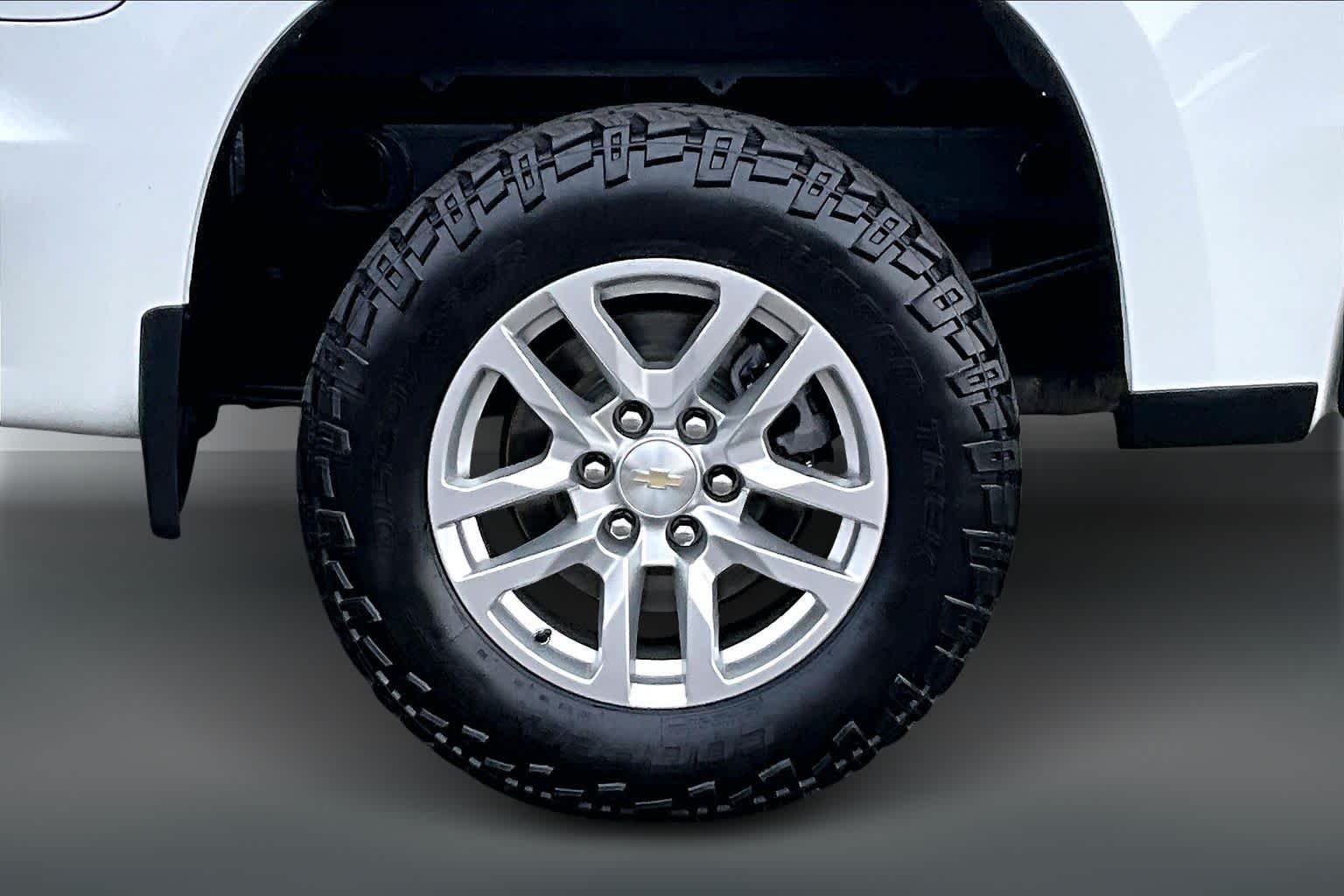 Thumbnail: 2021 Chevrolet Silverado 1500 - 34