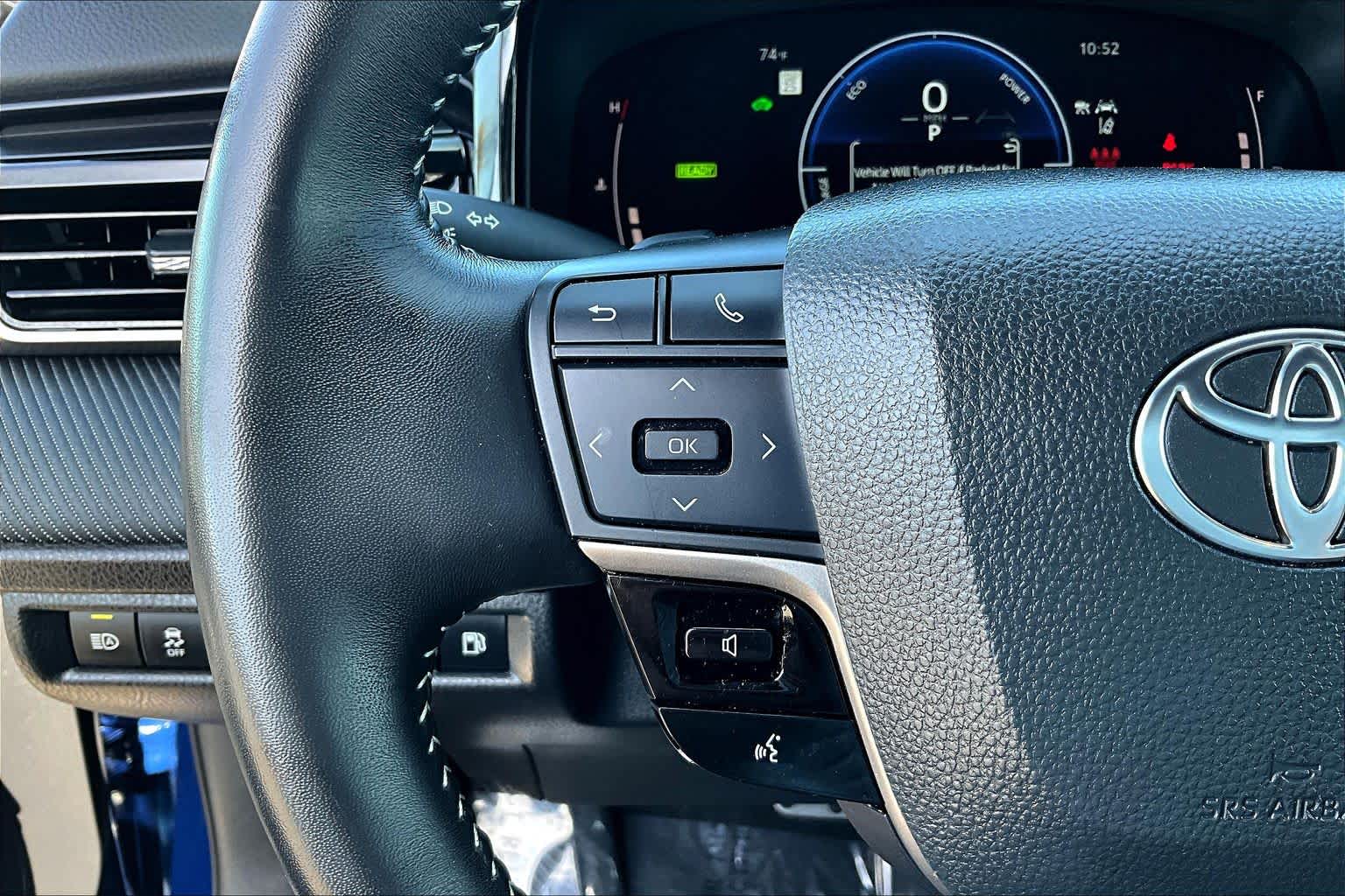 Thumbnail: 2025 Toyota Camry - 24