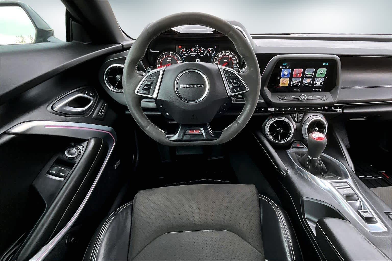 Thumbnail: 2018 Chevrolet Camaro - 13