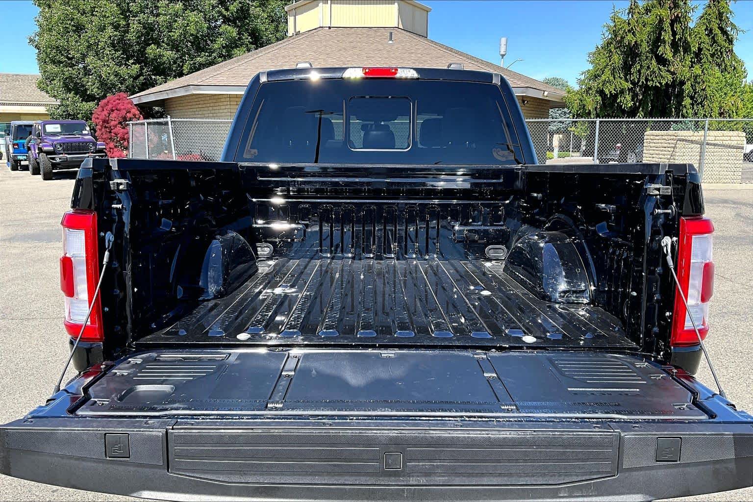 Thumbnail: 2023 Ford F-150 - 17