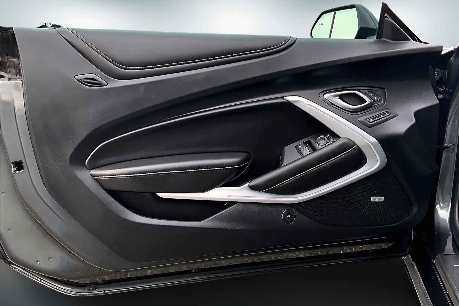 Thumbnail: 2018 Chevrolet Camaro - 26