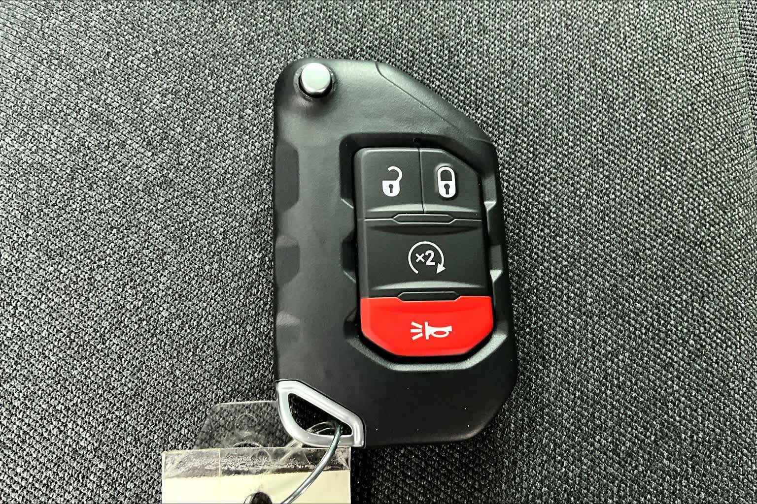 Thumbnail: 2025 Jeep Gladiator - 20