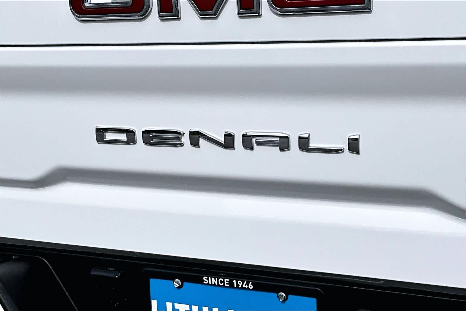 Thumbnail: 2024 GMC Sierra 3500 - 7
