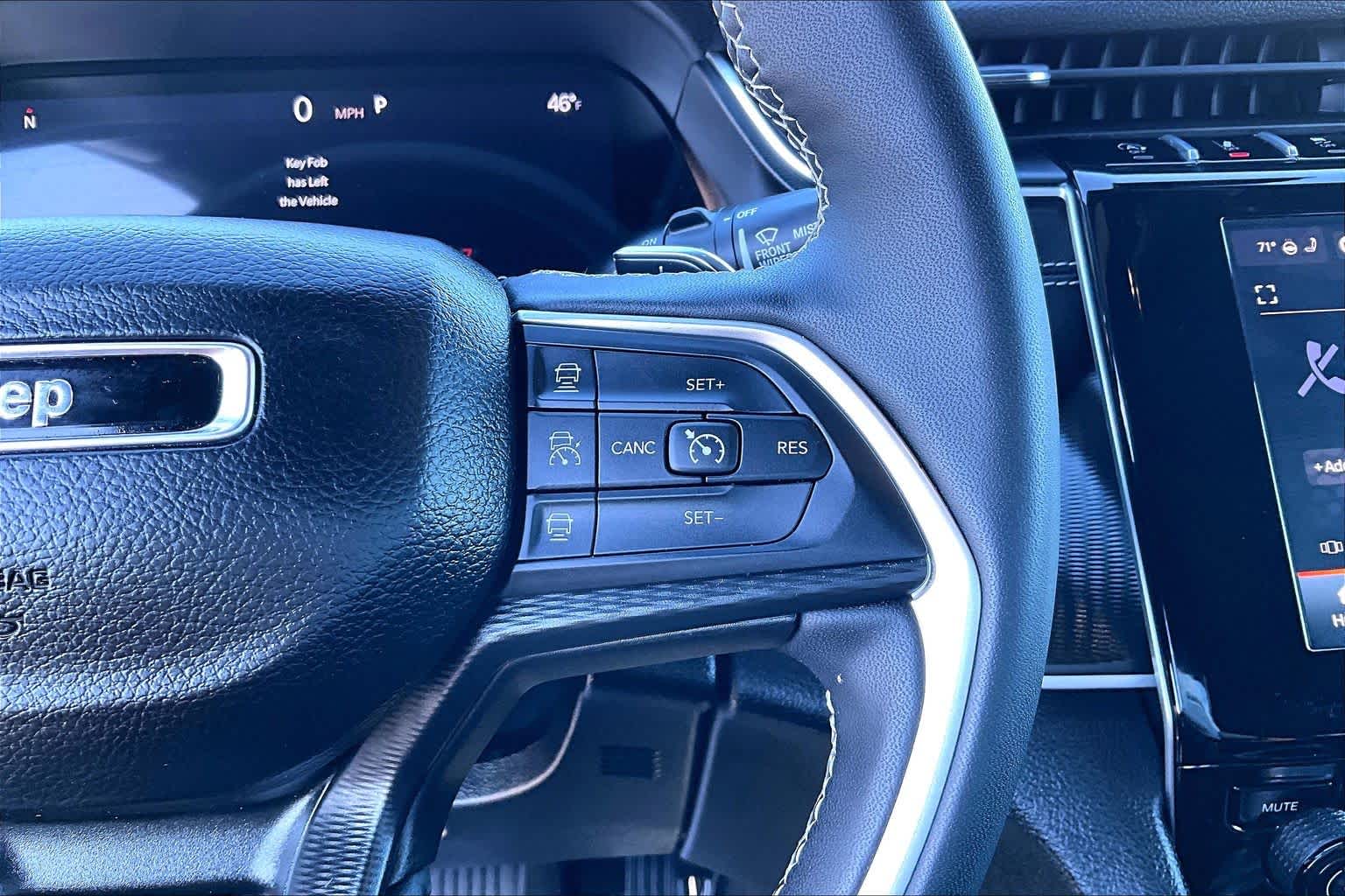 Thumbnail: 2024 Jeep Grand Cherokee L - 25