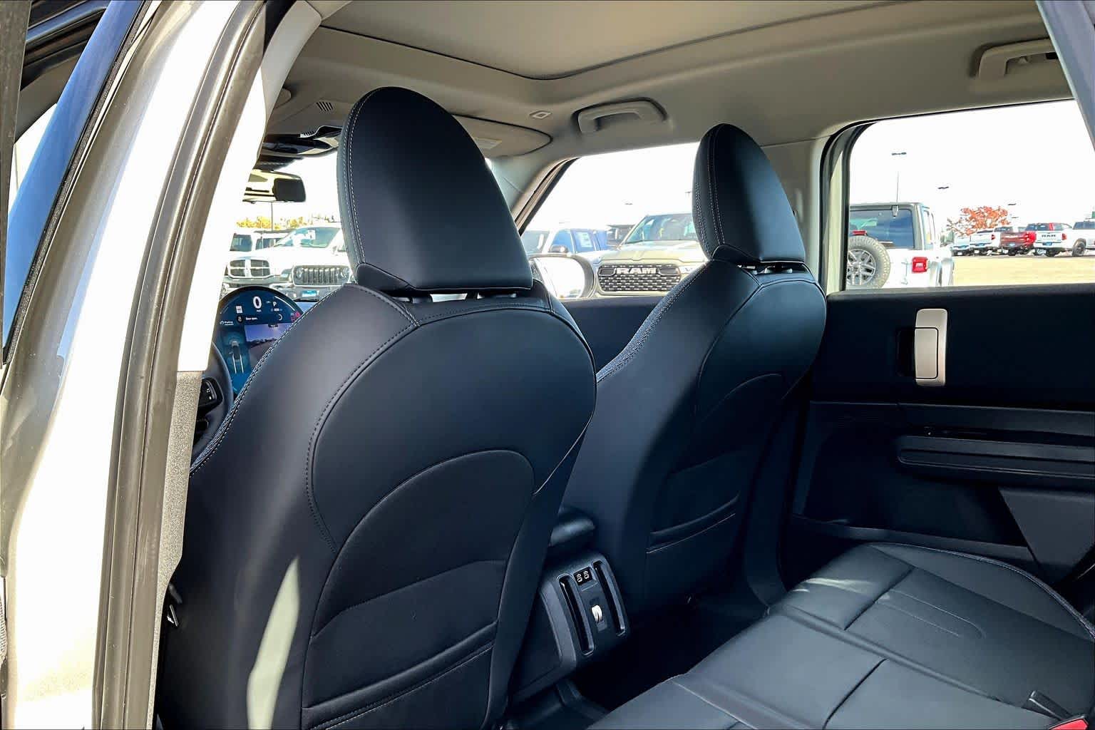 Thumbnail: 2025 MINI Cooper Countryman - 12