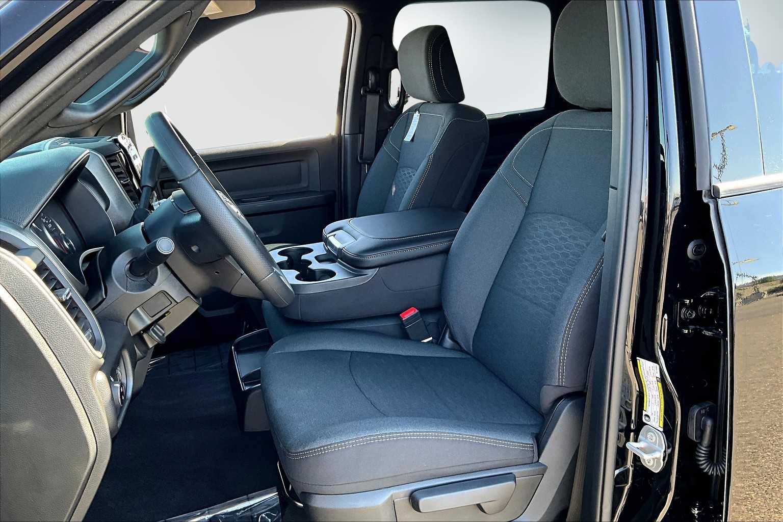 Thumbnail: 2026 RAM 3500 - 11