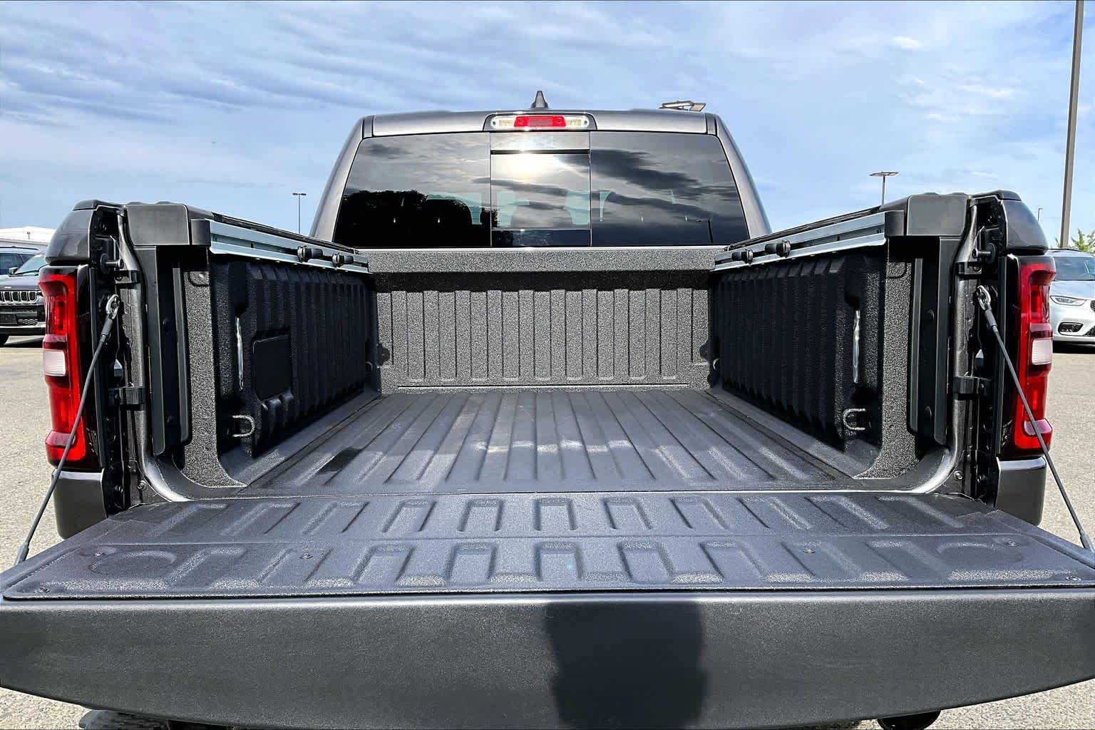 Thumbnail: 2026 RAM 1500 - 19