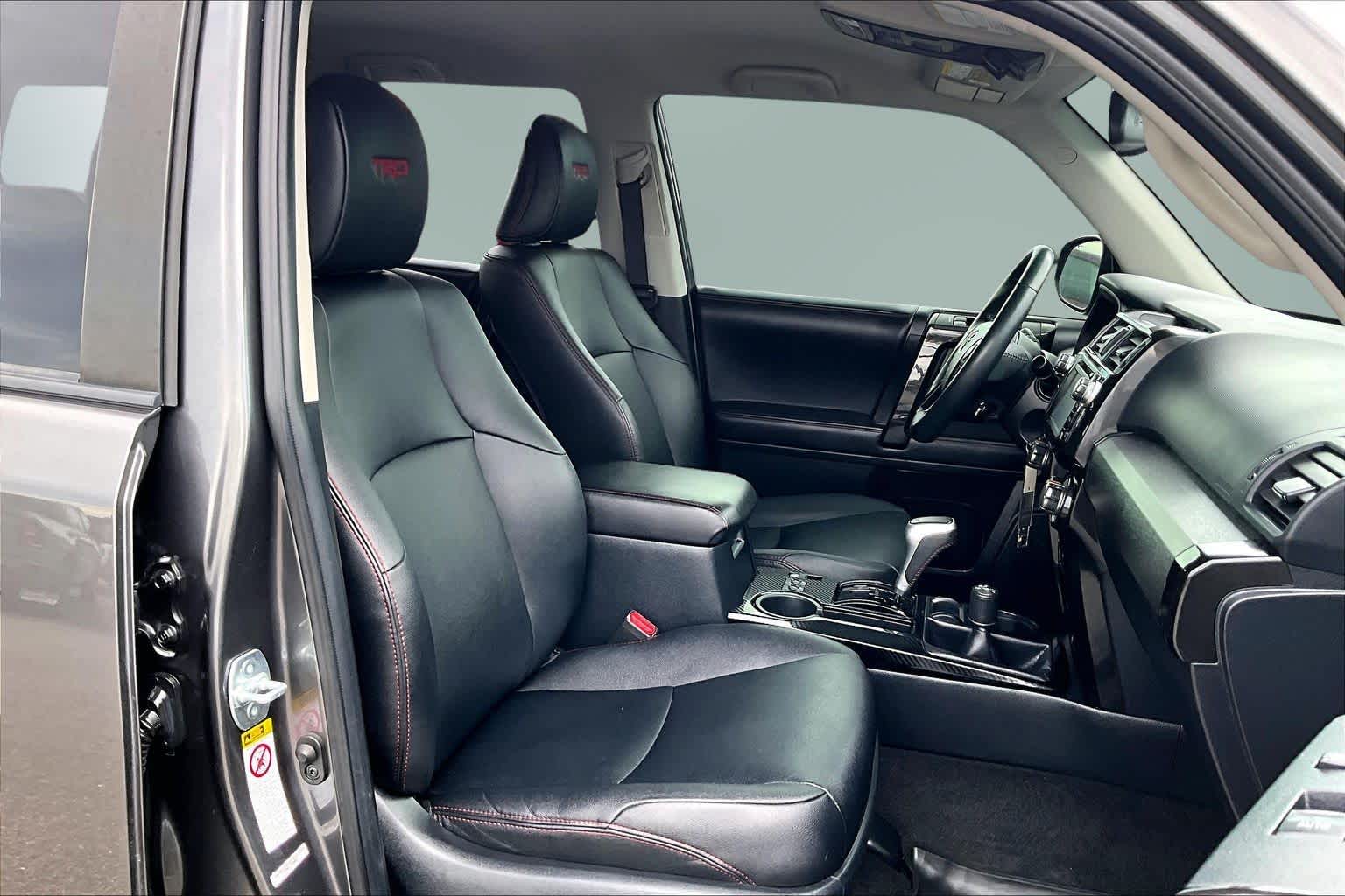 Thumbnail: 2019 Toyota 4Runner - 13