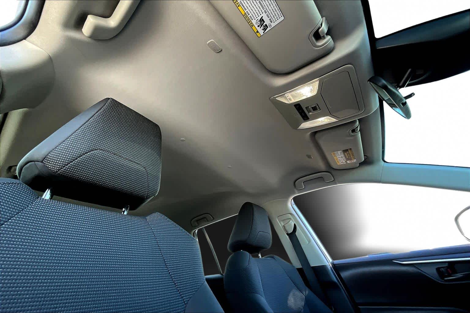 Thumbnail: 2024 Toyota RAV4 - 31