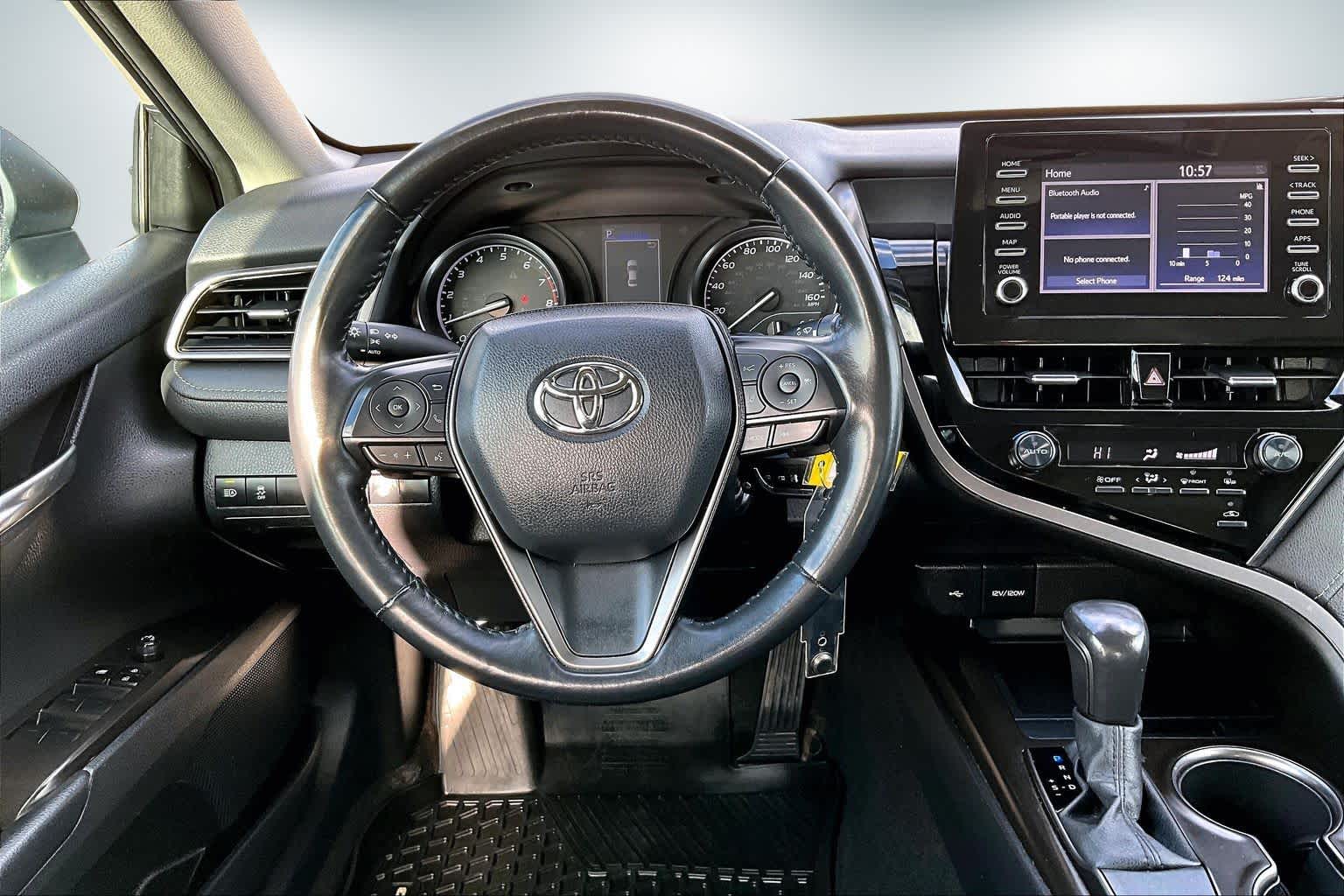 Thumbnail: 2022 Toyota Camry - 14