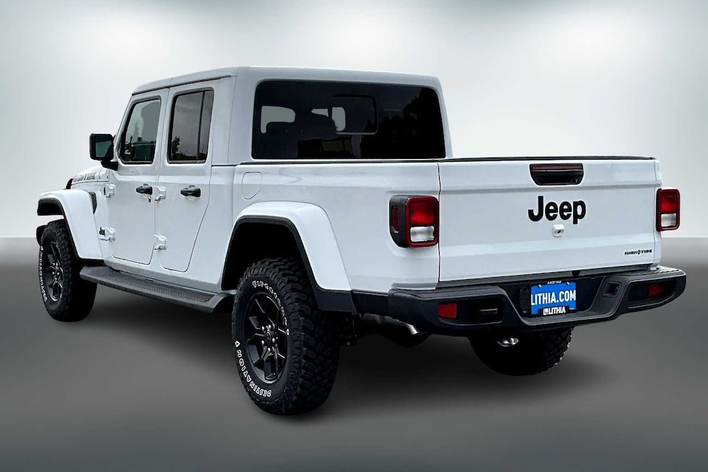 New 2025 Jeep Gladiator HIGH TIDE 4X4 Pickup
