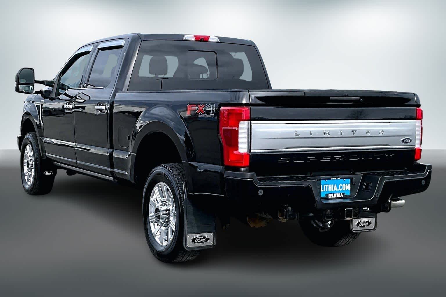 Thumbnail: 2019 Ford Econoline - 3