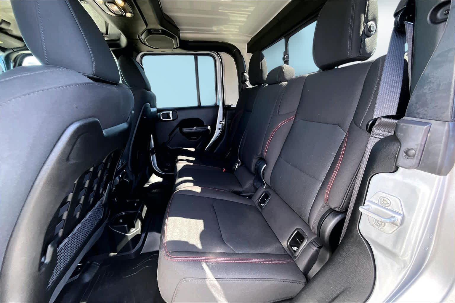 Thumbnail: 2022 Jeep Gladiator - 29