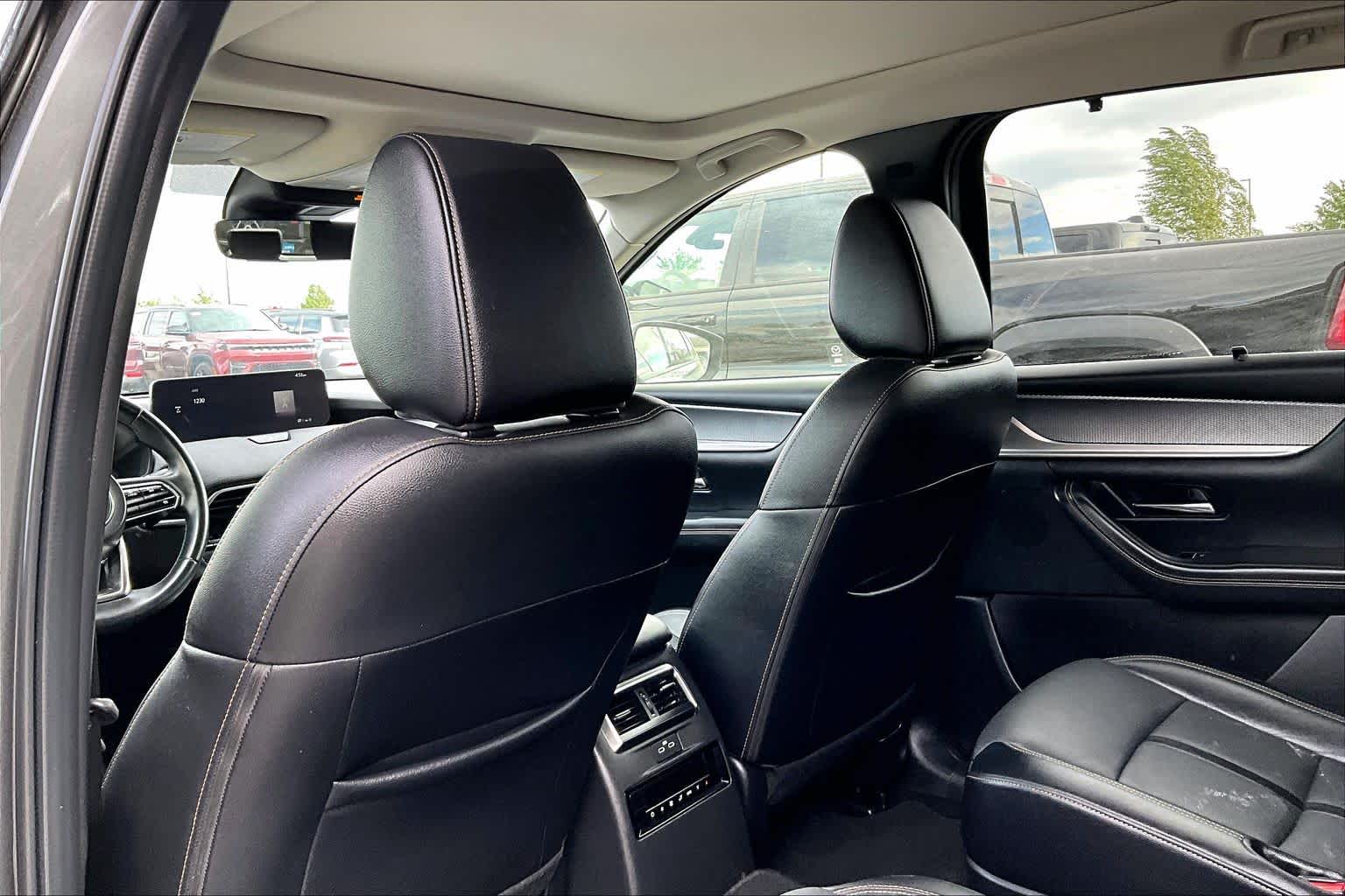 Thumbnail: 2024 Mazda CX-90 - 12