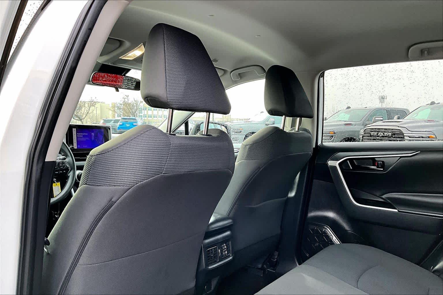 Thumbnail: 2024 Toyota RAV4 - 12