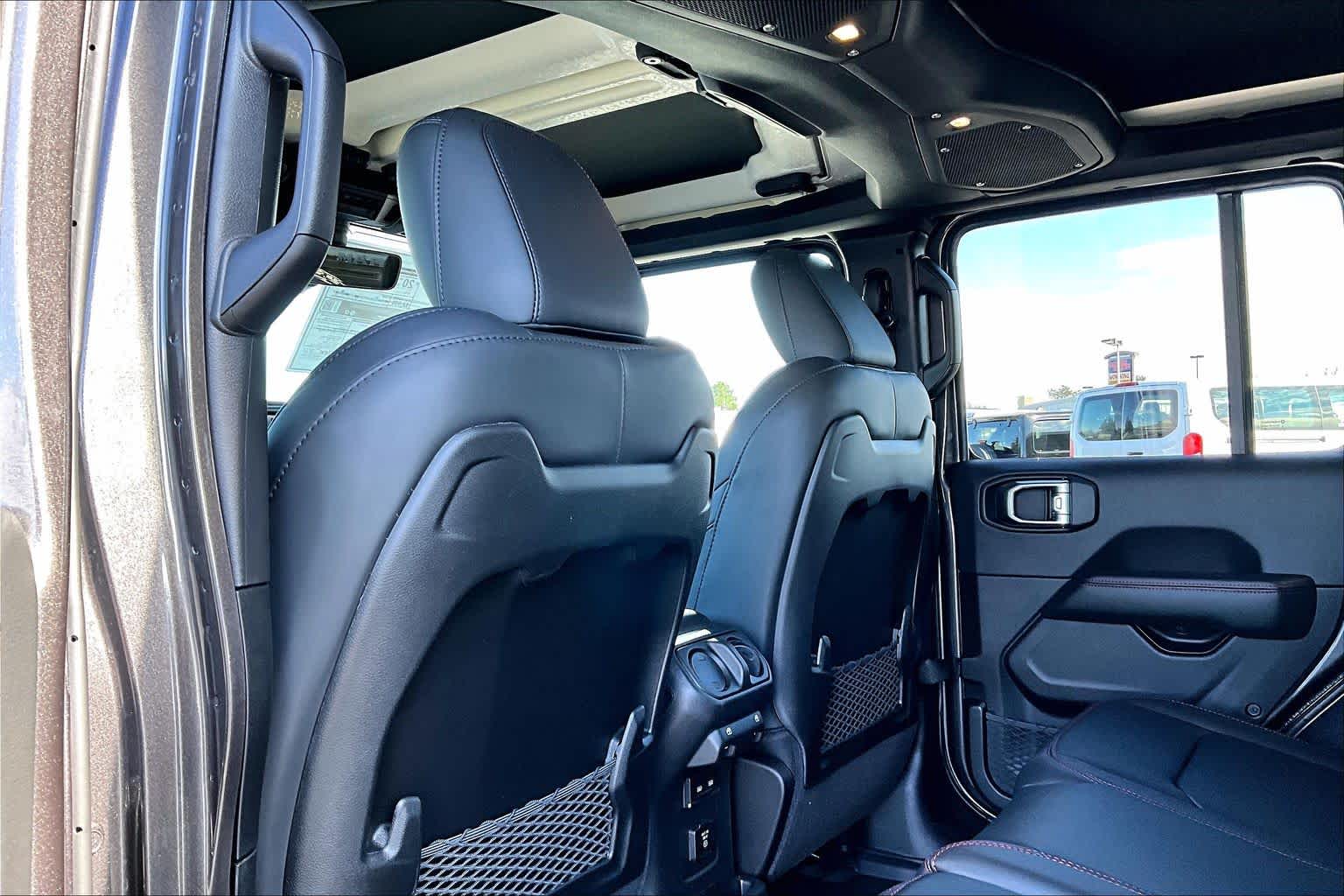 Thumbnail: 2026 Jeep Wrangler - 10