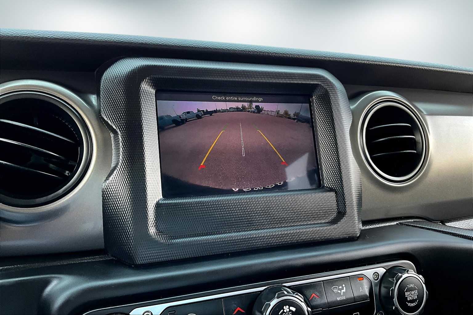 Thumbnail: 2023 Jeep Wrangler - 26