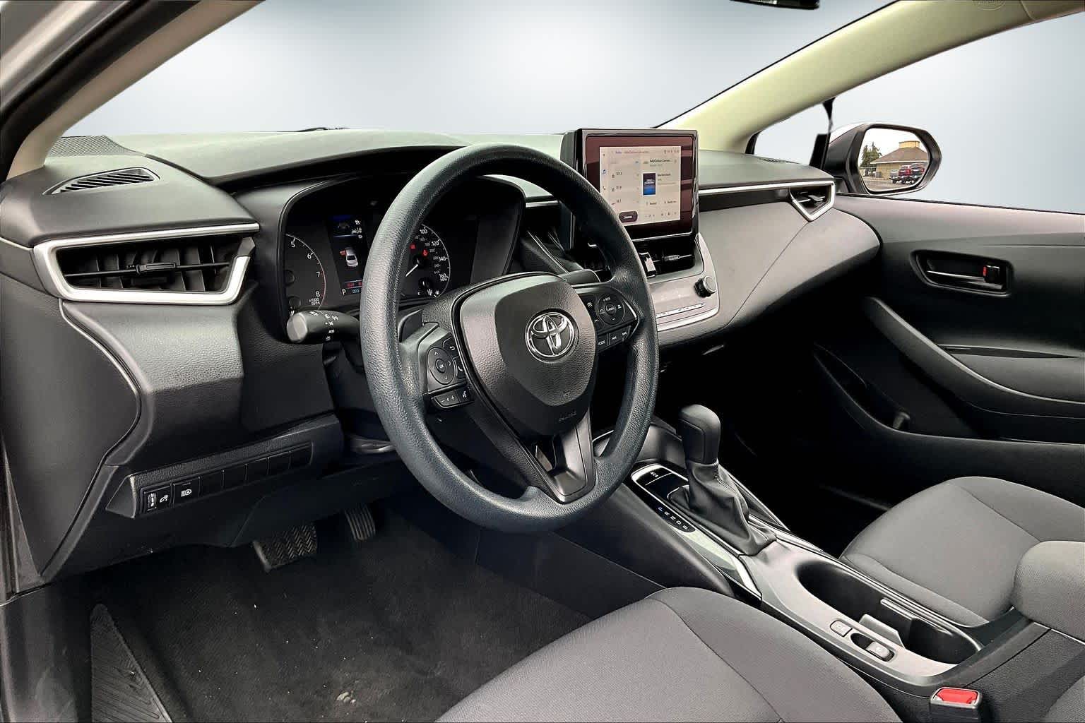 Used 2024 Toyota Corolla LE with VIN 5YFB4MDE0RP146718 for sale in Northfield, Minnesota