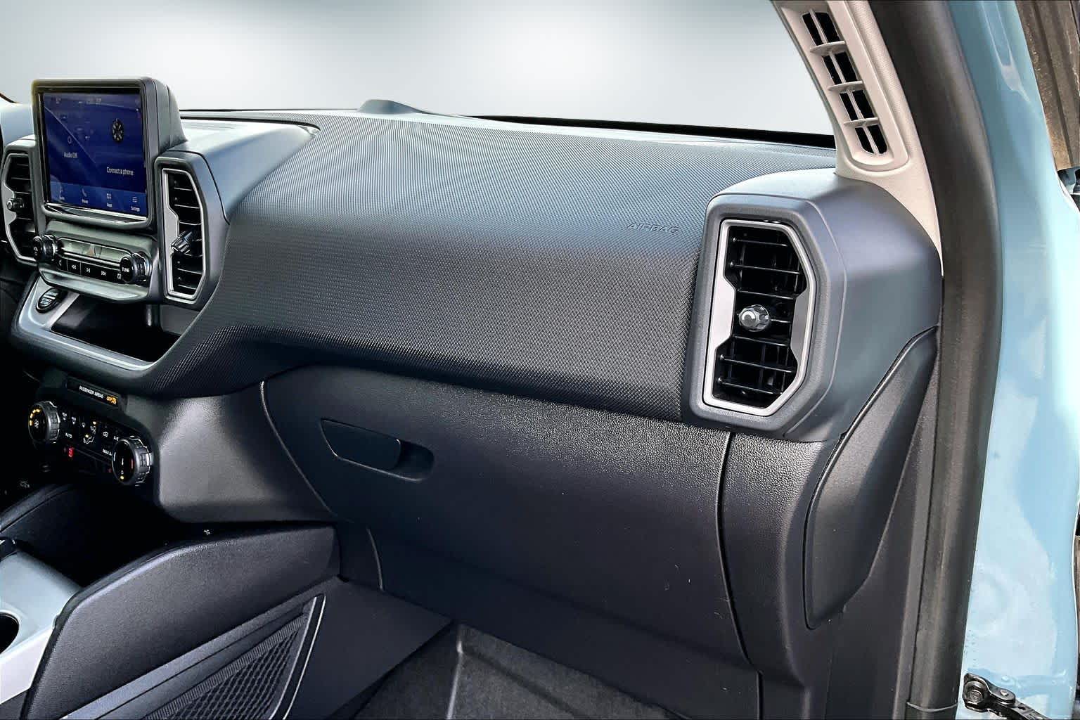 Thumbnail: 2023 Ford Bronco Sport - 22