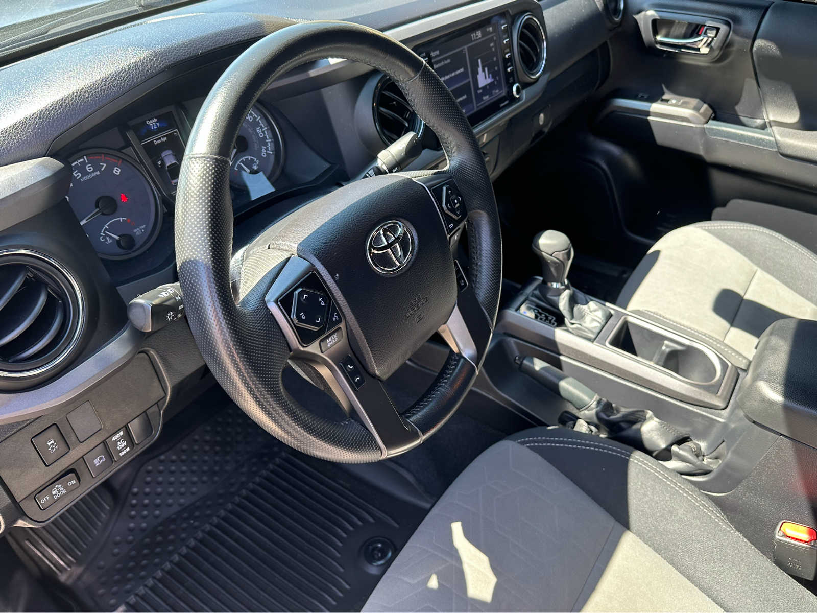 Certified 2021 Toyota Tacoma TRD Off Road with VIN 3TMCZ5AN0MM402095 for sale in Kennewick, WA