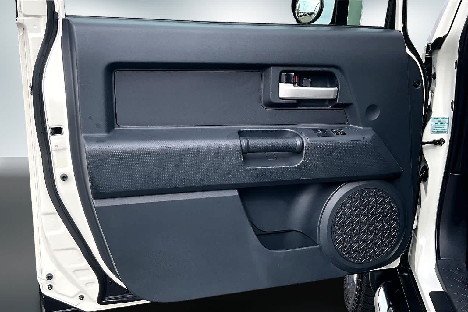 Thumbnail: 2014 Toyota FJ Cruiser - 26