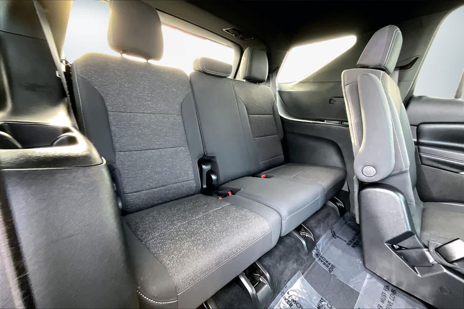 Thumbnail: 2025 Chevrolet Traverse - 31