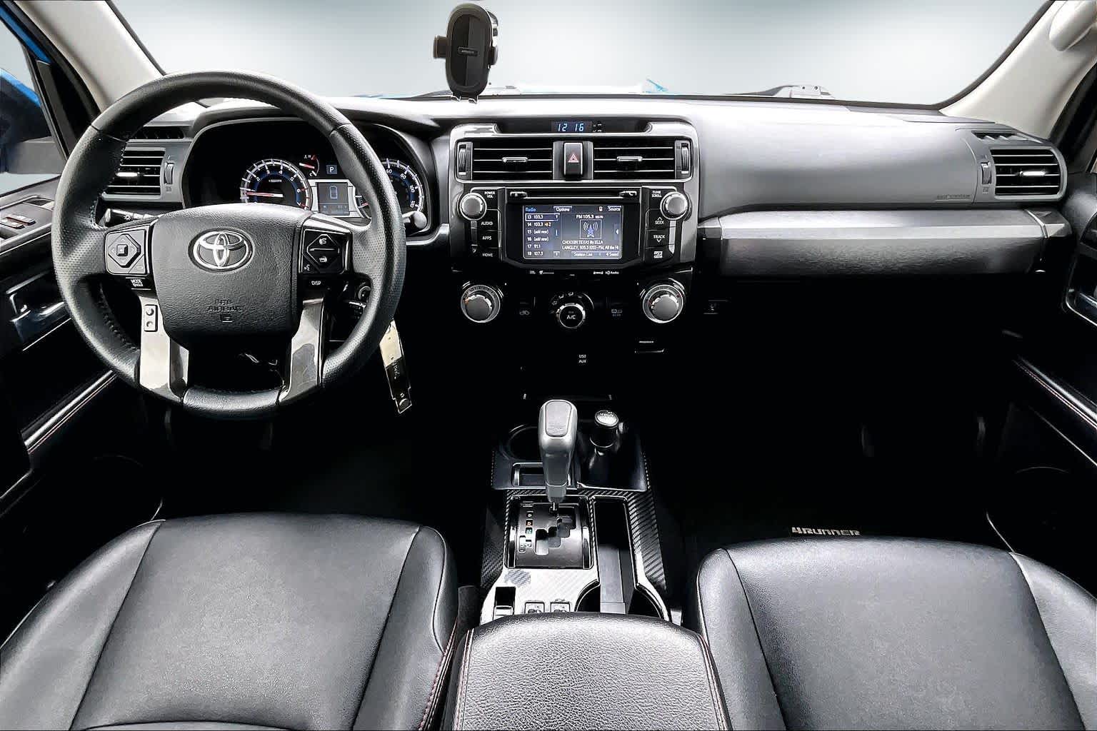 Thumbnail: 2019 Toyota 4Runner - 10