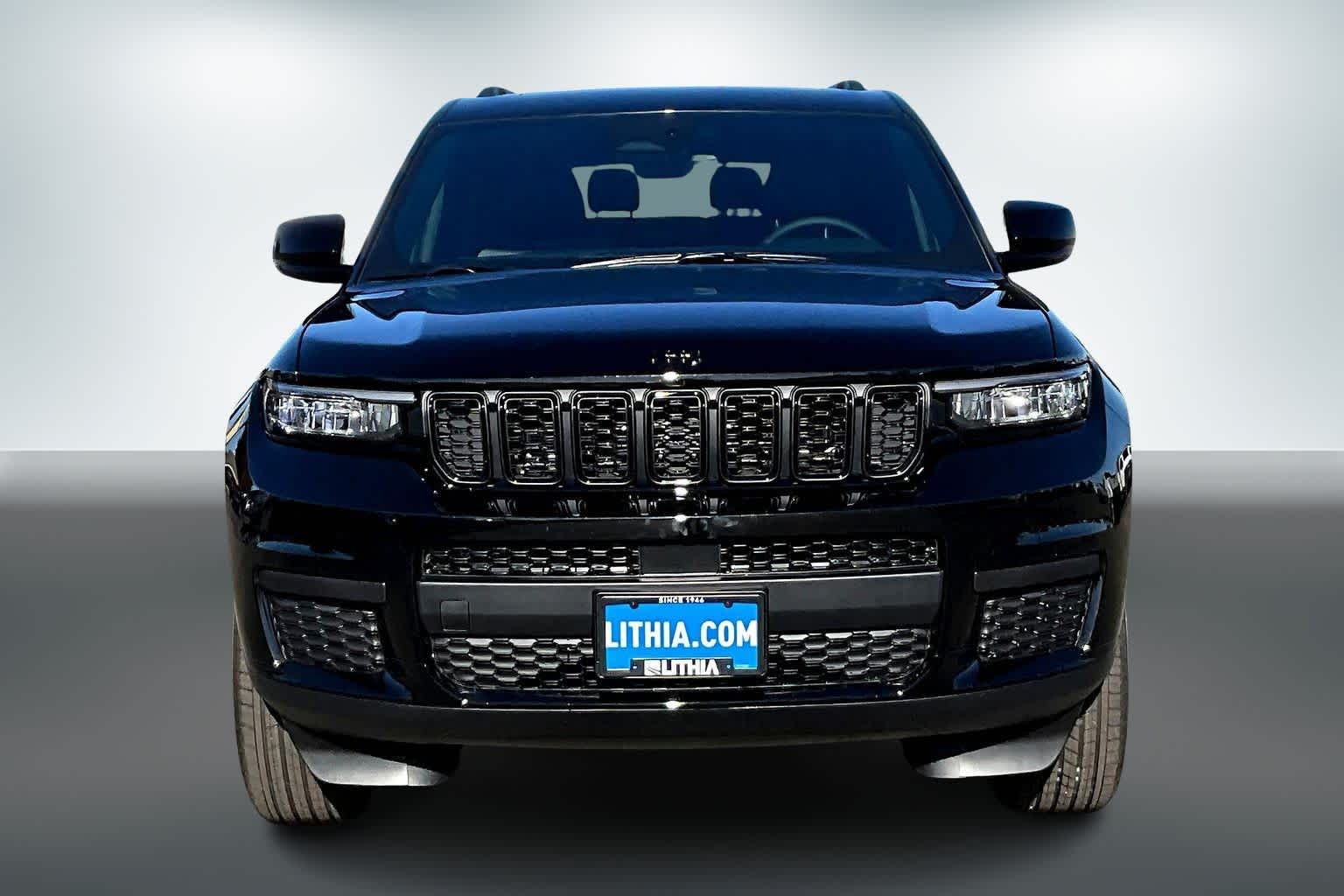 Thumbnail: 2025 Jeep Grand Cherokee - 6