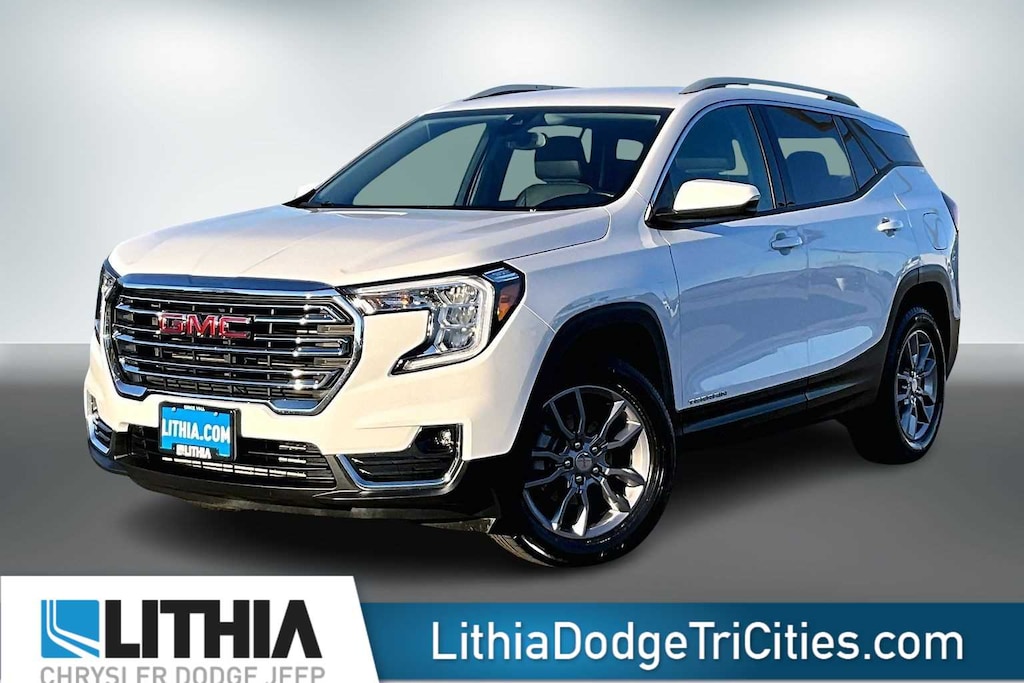 Used 2024 GMC Terrain SLT SUV