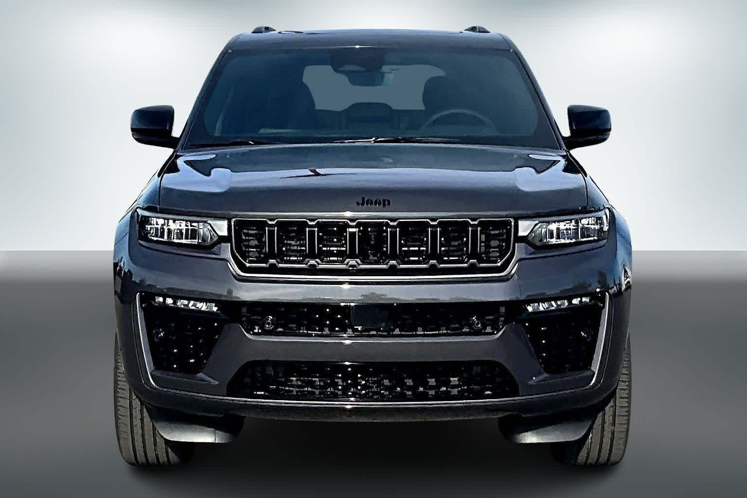 Thumbnail: 2026 Jeep Grand Cherokee - 6
