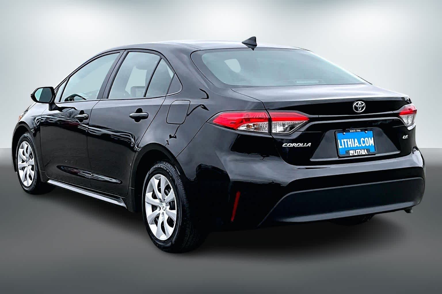 Thumbnail: 2024 Toyota Corolla - 4