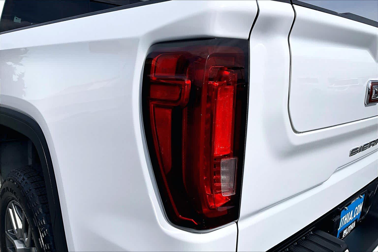 Thumbnail: 2021 GMC Sierra 1500 - 32