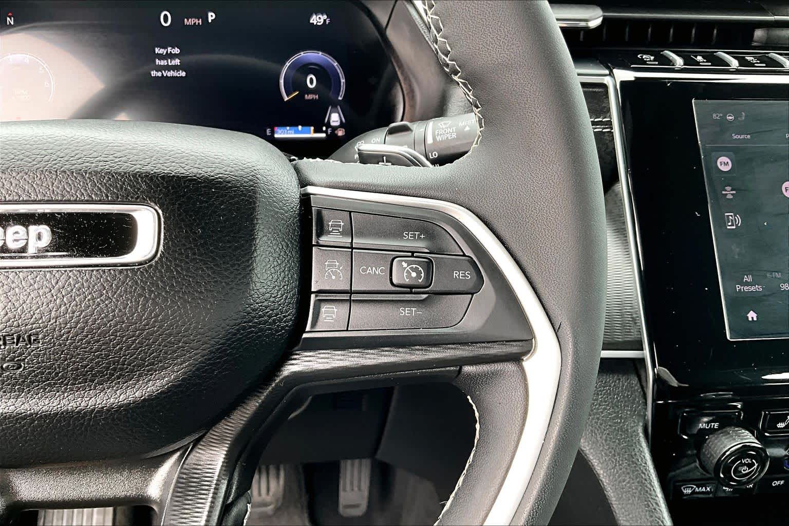 Thumbnail: 2024 Jeep Grand Cherokee - 25