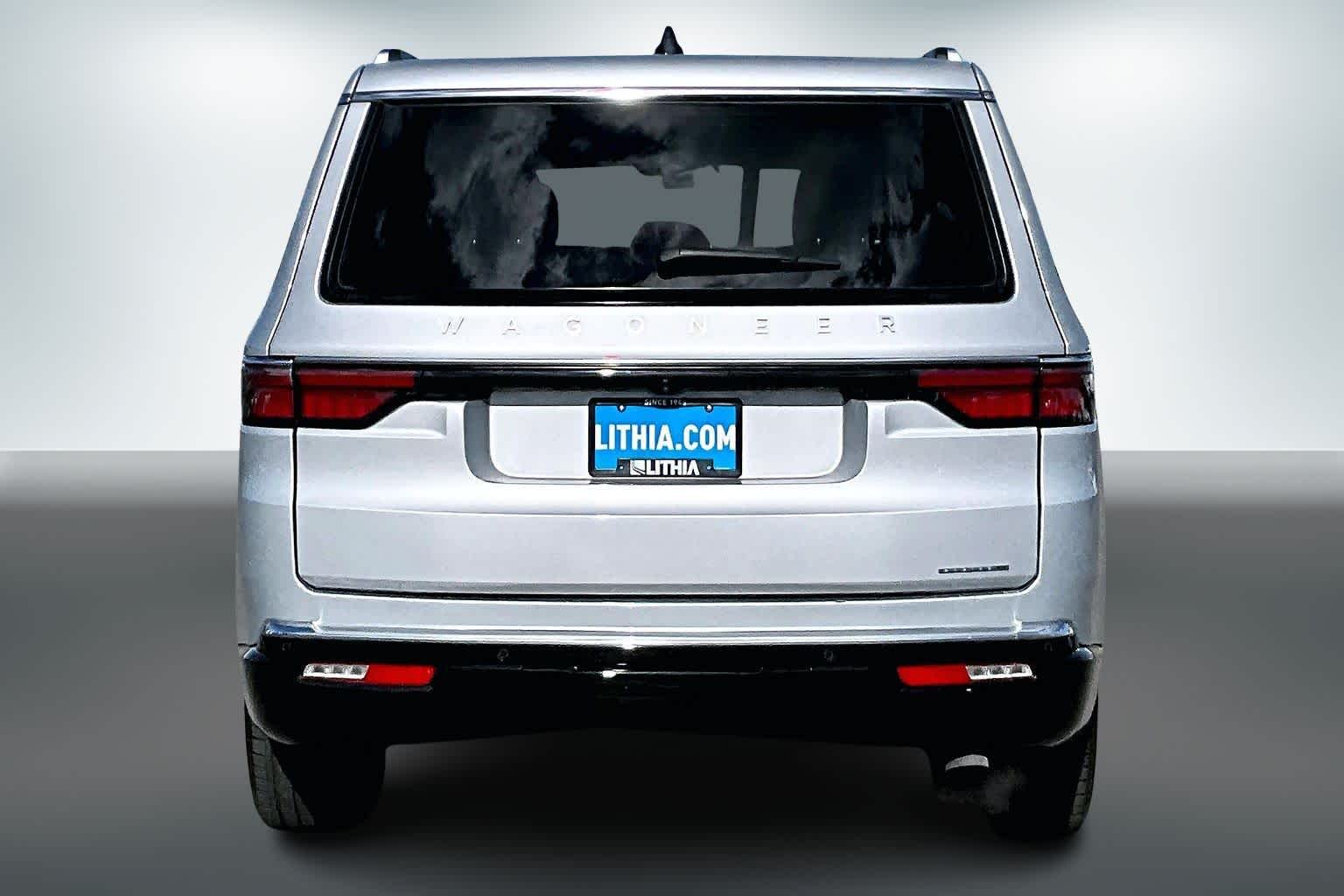 Thumbnail: 2024 Jeep Wagoneer - 5