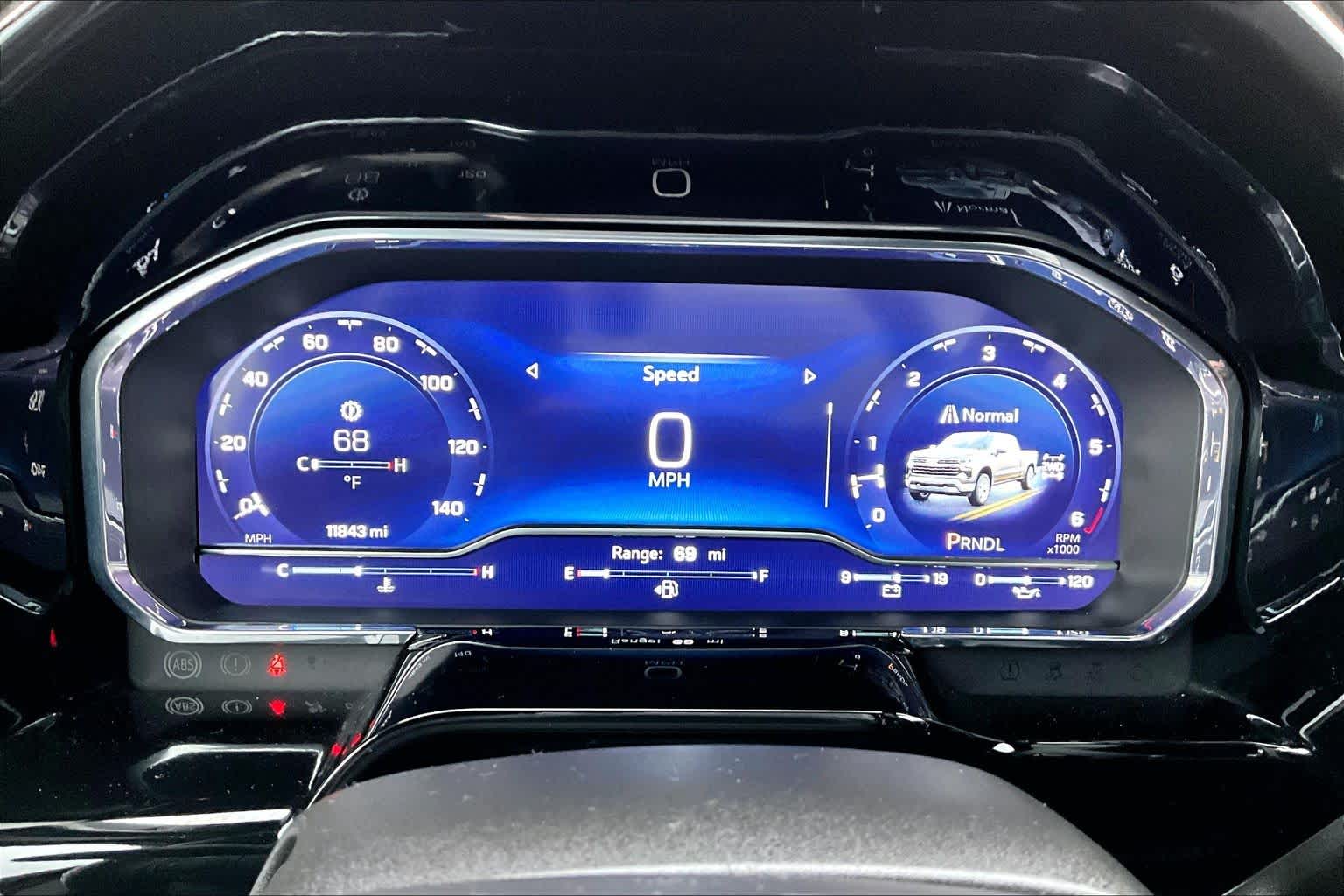 Thumbnail: 2025 Chevrolet Silverado 1500 - 17