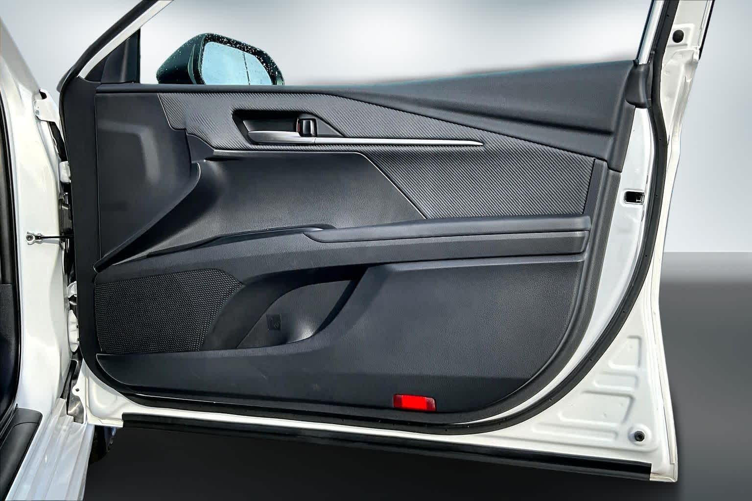 Thumbnail: 2025 Toyota Camry - 28