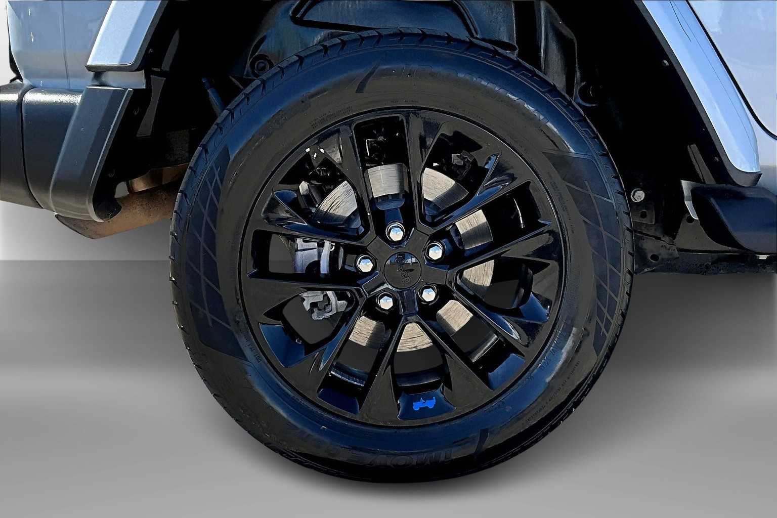 Thumbnail: 2023 Jeep Wrangler - 36