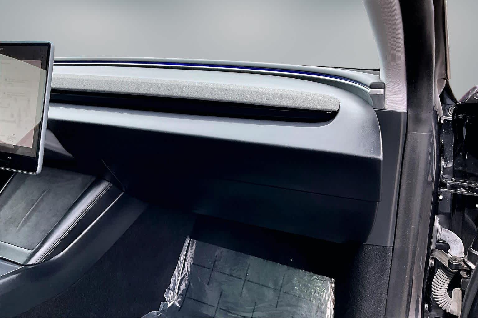 Thumbnail: 2024 Tesla Model 3 - 21