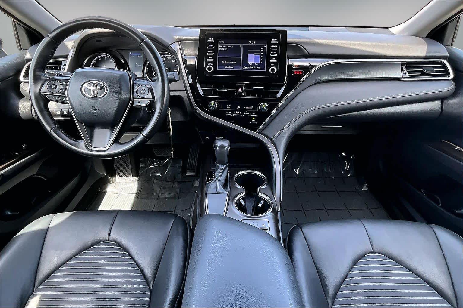 Thumbnail: 2023 Toyota Camry - 10
