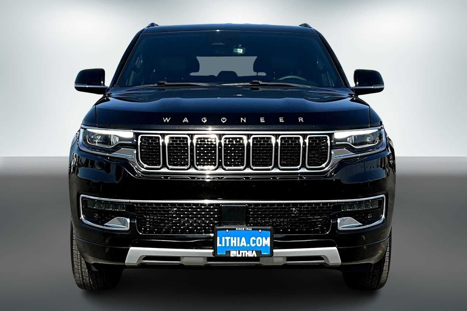 Thumbnail: 2023 Jeep Wagoneer - 5