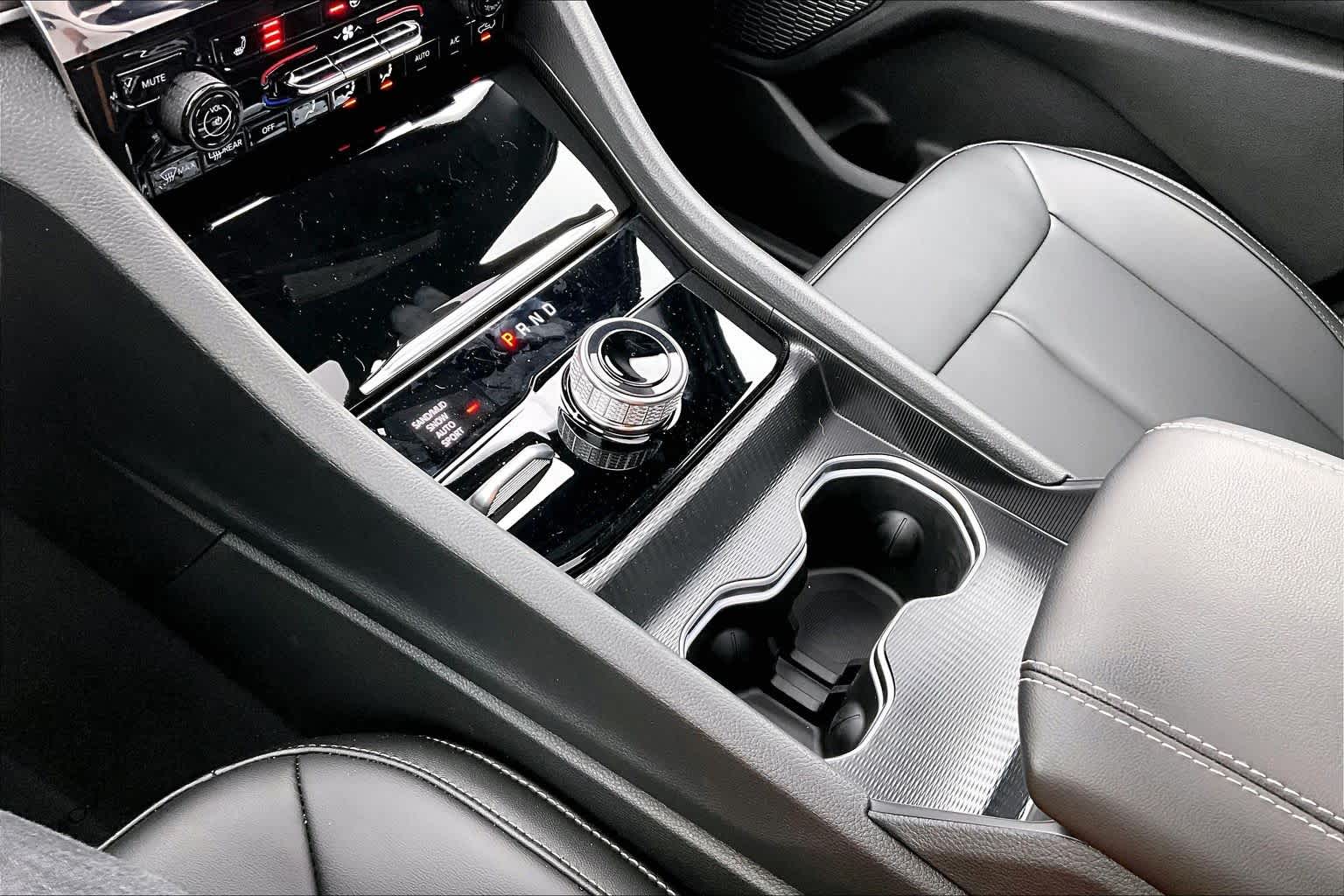 Thumbnail: 2025 Jeep Grand Cherokee - 16