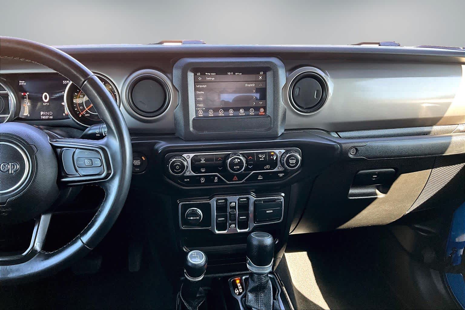 Thumbnail: 2021 Jeep Gladiator - 14