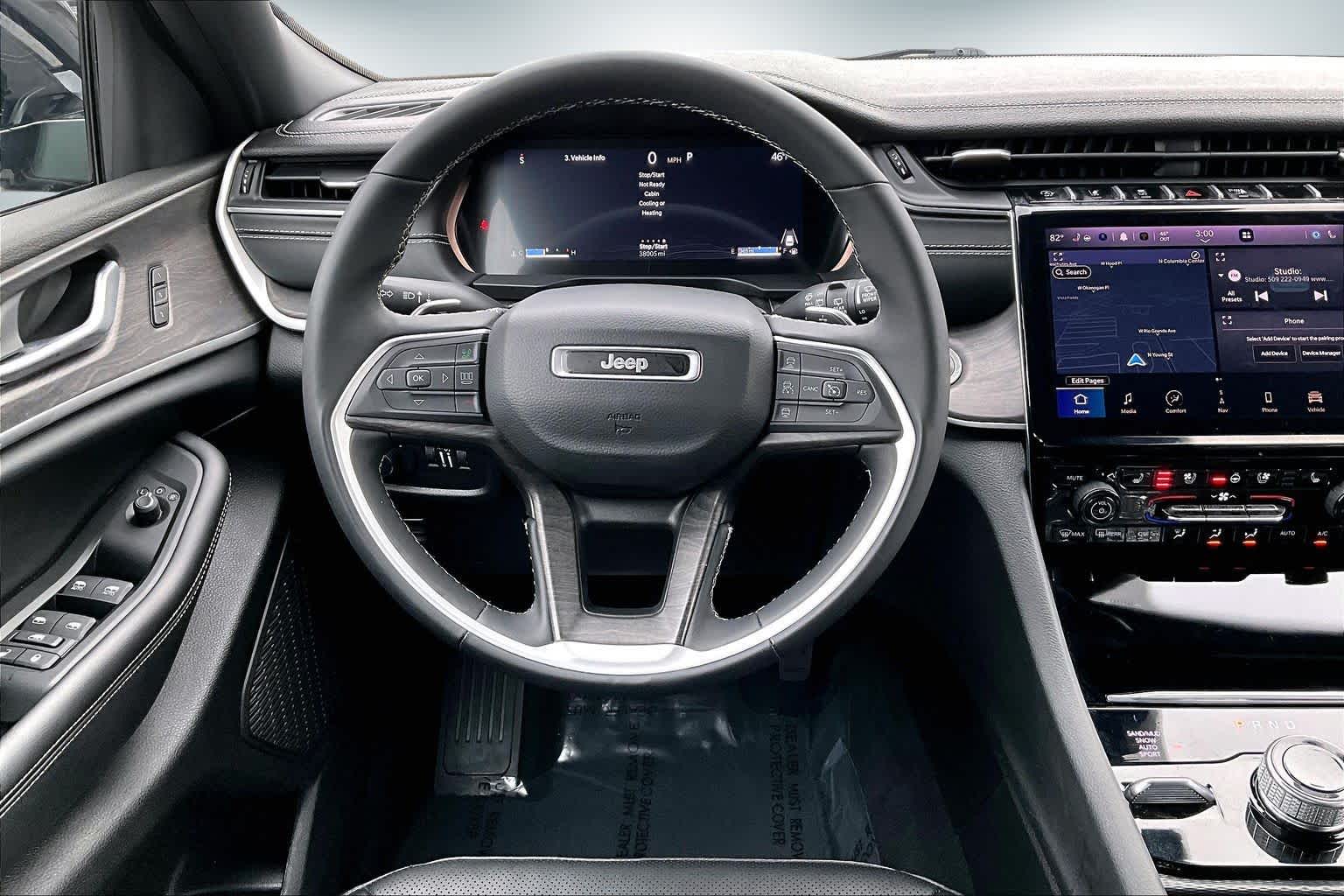 Thumbnail: 2024 Jeep Grand Cherokee L - 14